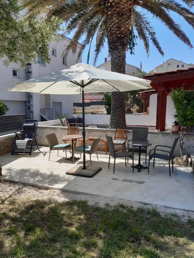 Apartments Smoky M Novalja Exterior photo